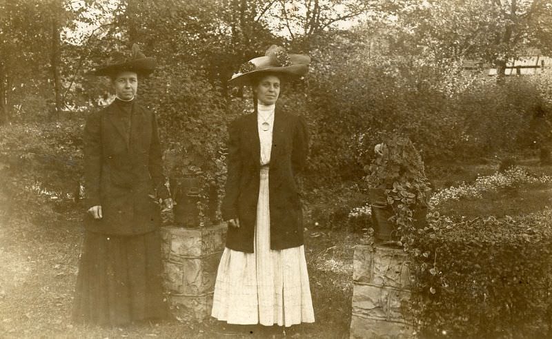 Hats that Defined an Era: The Significance and Style of Edwardian Era Hats for Women