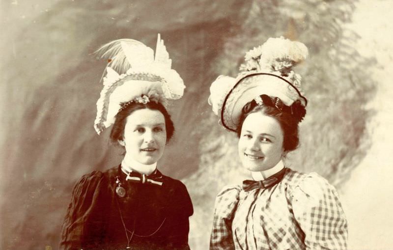 Hats that Defined an Era: The Significance and Style of Edwardian Era Hats for Women