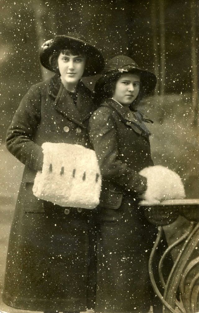 Hats that Defined an Era: The Significance and Style of Edwardian Era Hats for Women