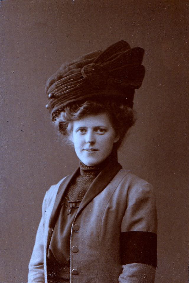 Hats that Defined an Era: The Significance and Style of Edwardian Era Hats for Women