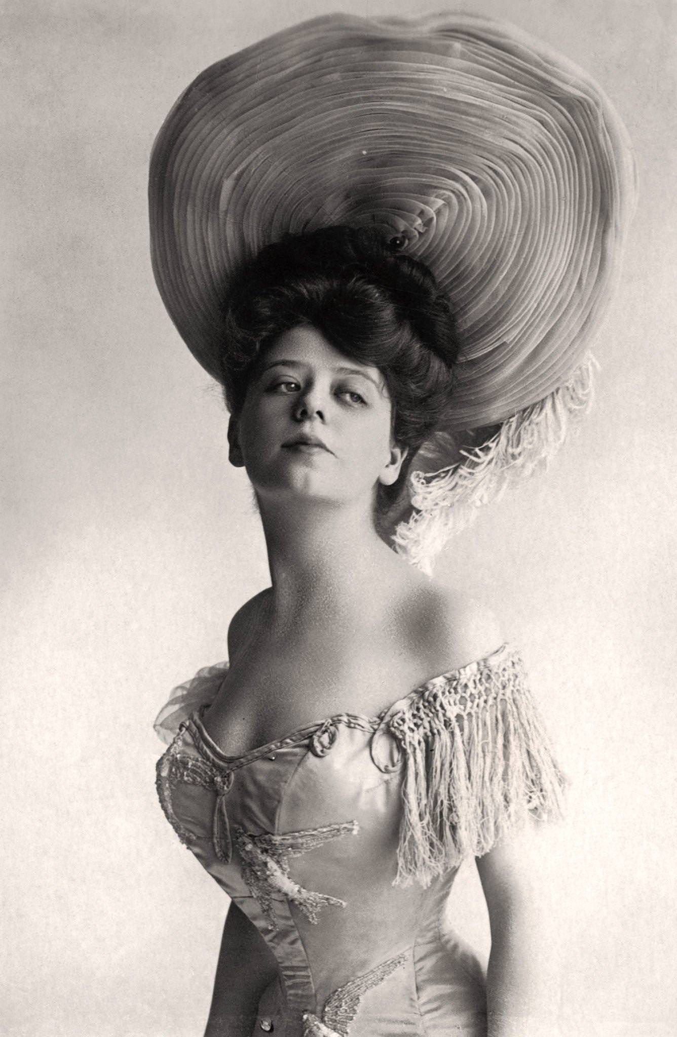 Camille Clifford poses for a portrait in the early 1900s