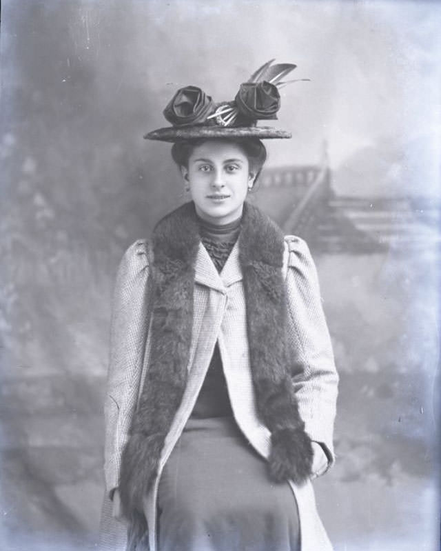 Miss Foord poses for a portrait on December 11, 1906