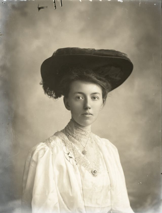 Mrs Adams poses for a portrait on November 10, 1906