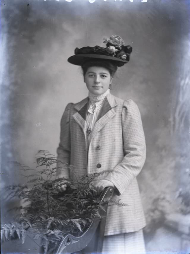 Mrs M Beaumont poses for a portrait on October 26, 1906