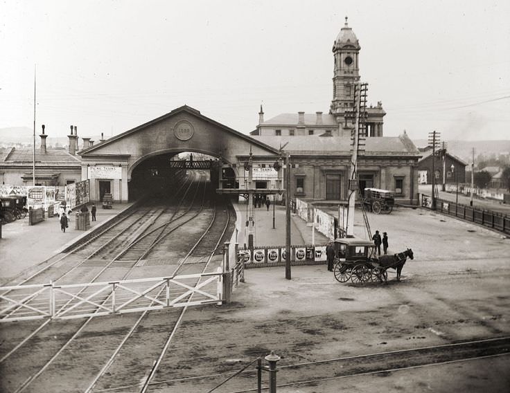 Ballarat railway station, 1800s
