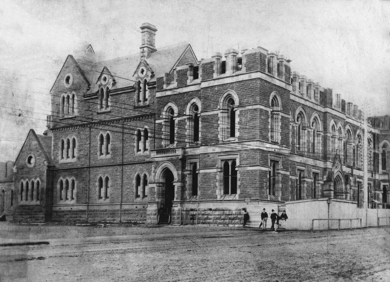 Construction of the Working Men's College of Melbourne, 1887