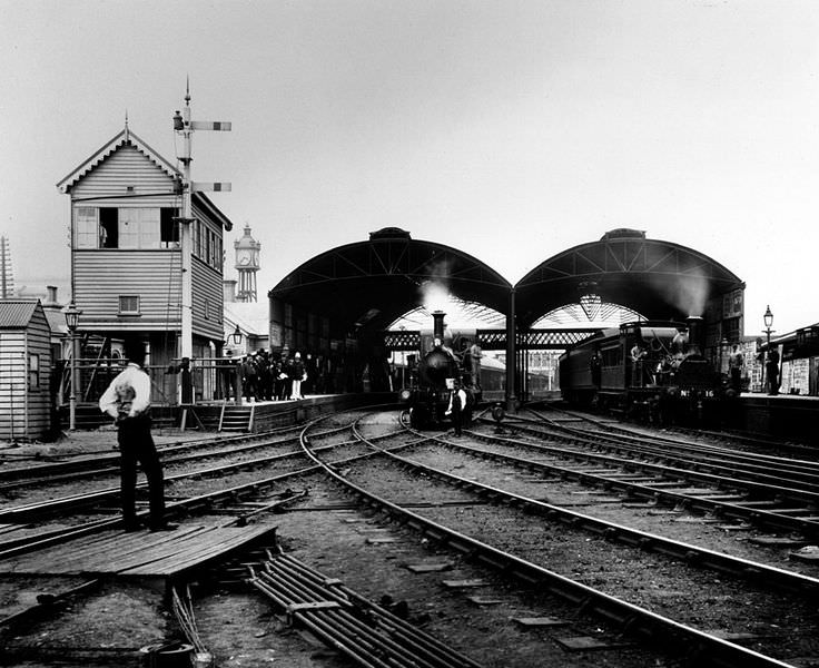 Flinders Street railway station, 1885
