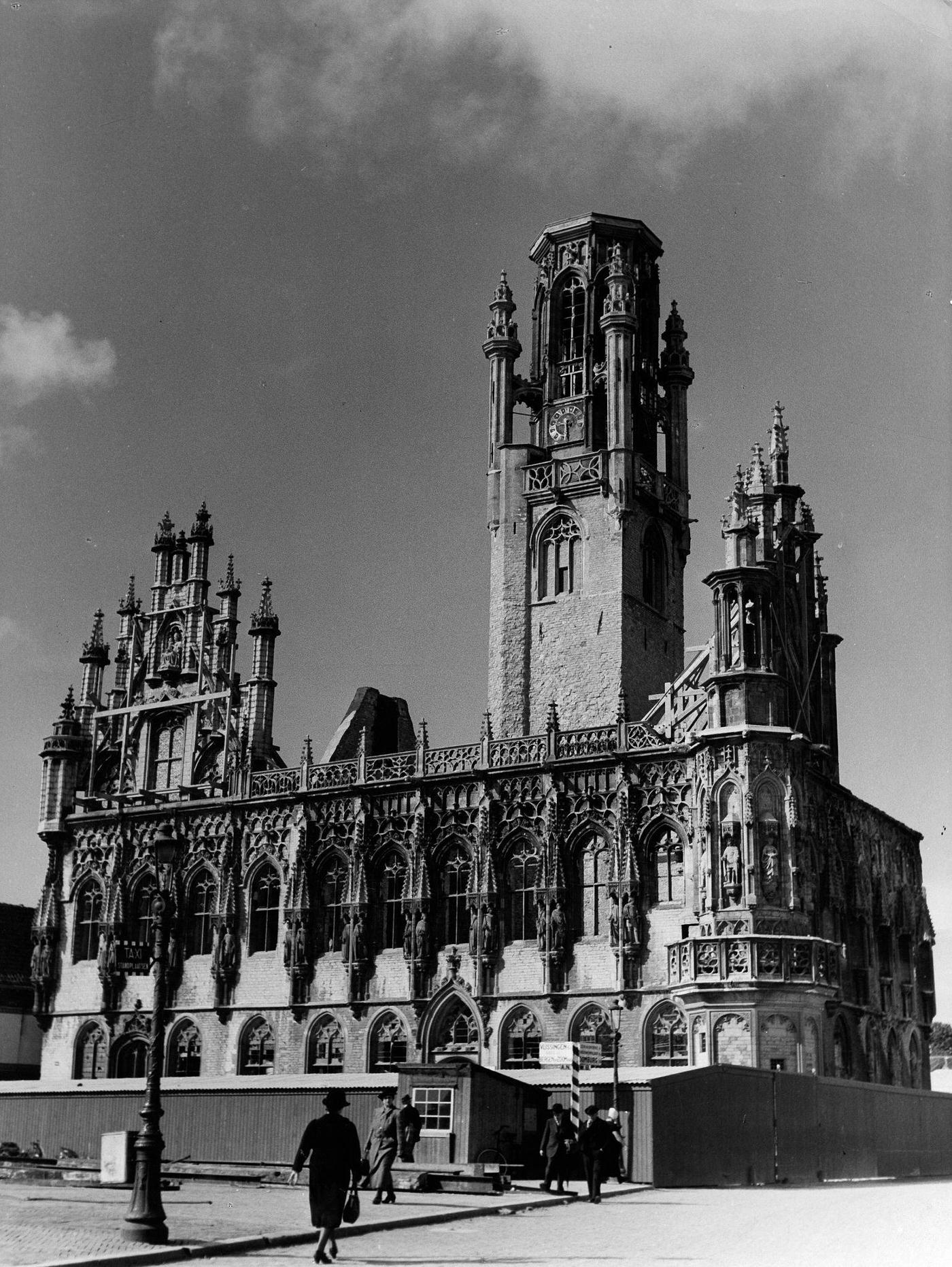 Gothic Town Hall in Middelburg, Netherlands, vintage property of ullstein bild.