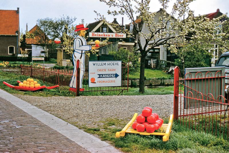 Willem Hoeve Cheese Farm Entrance, Edam.