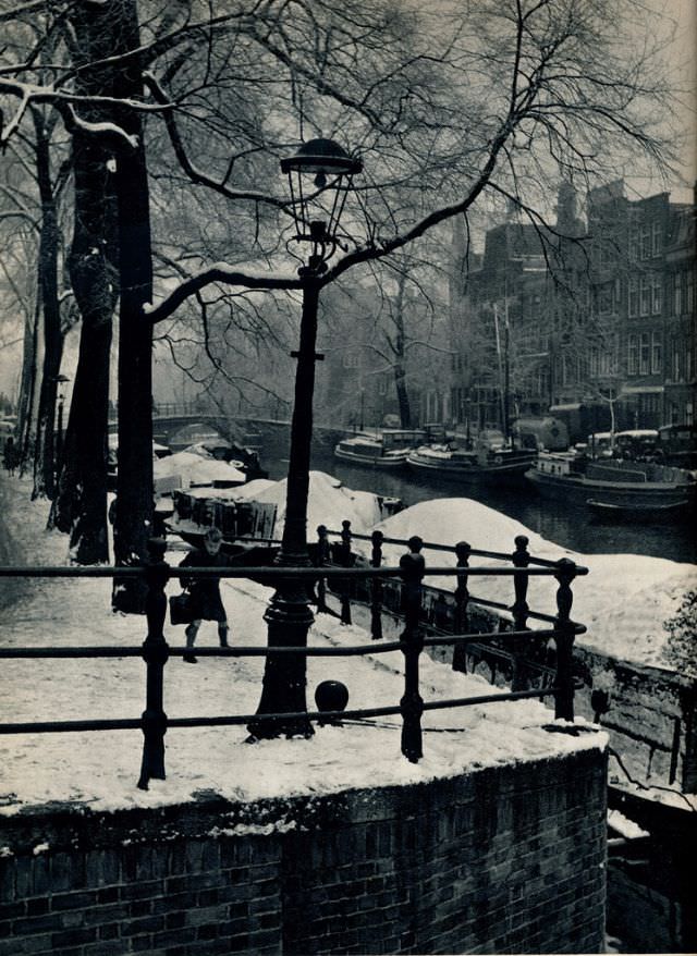 Canal in winter, Amsterdam, 1957