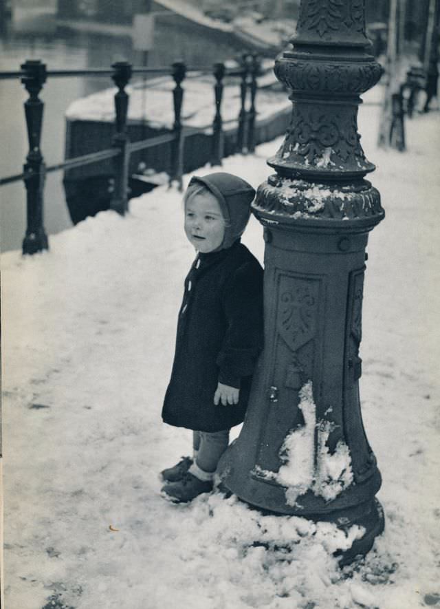 Child in snow, Amsterdam, 1957