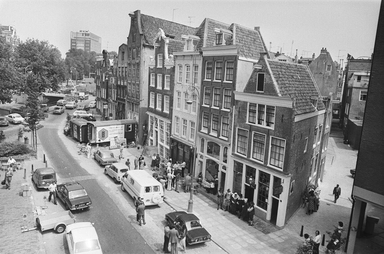 Buildings on the Stroomarkt restored by Sonesta Hotel and Stadsherstel around June 23, 1976.