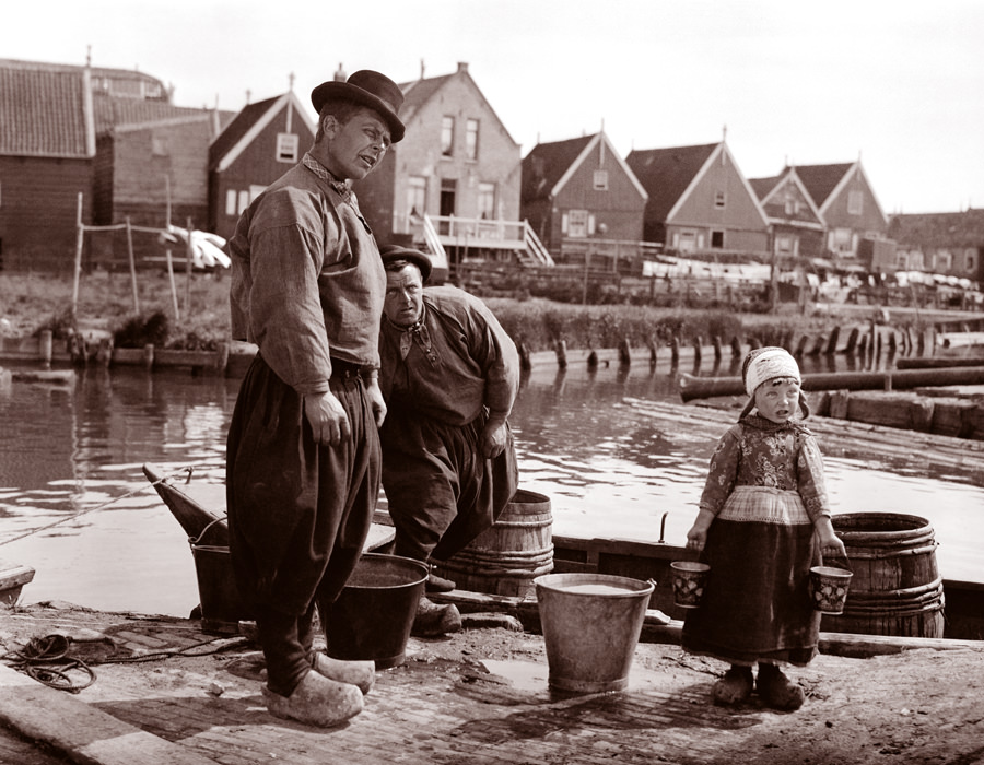 Men and girl on the dock, Marken
