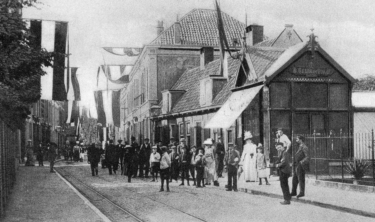 De Nachtegaalstraat street in Utrecht, Netherlands, 1900