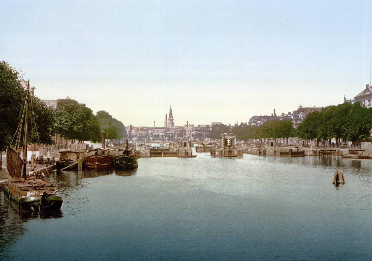Binnen Amstel (inner Amstel), canal in Amsterdam, Netherlands, 1900