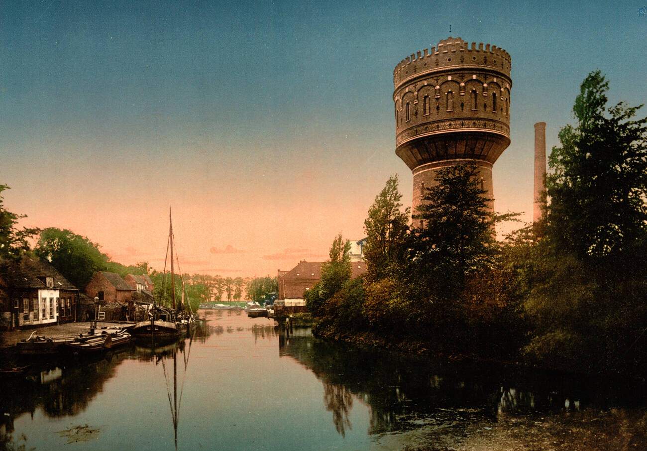 The water tower, Delft, Holland, 1900