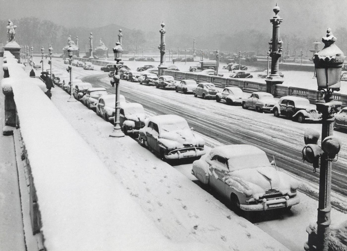 Concorde Square Under The Snow, Paris, .