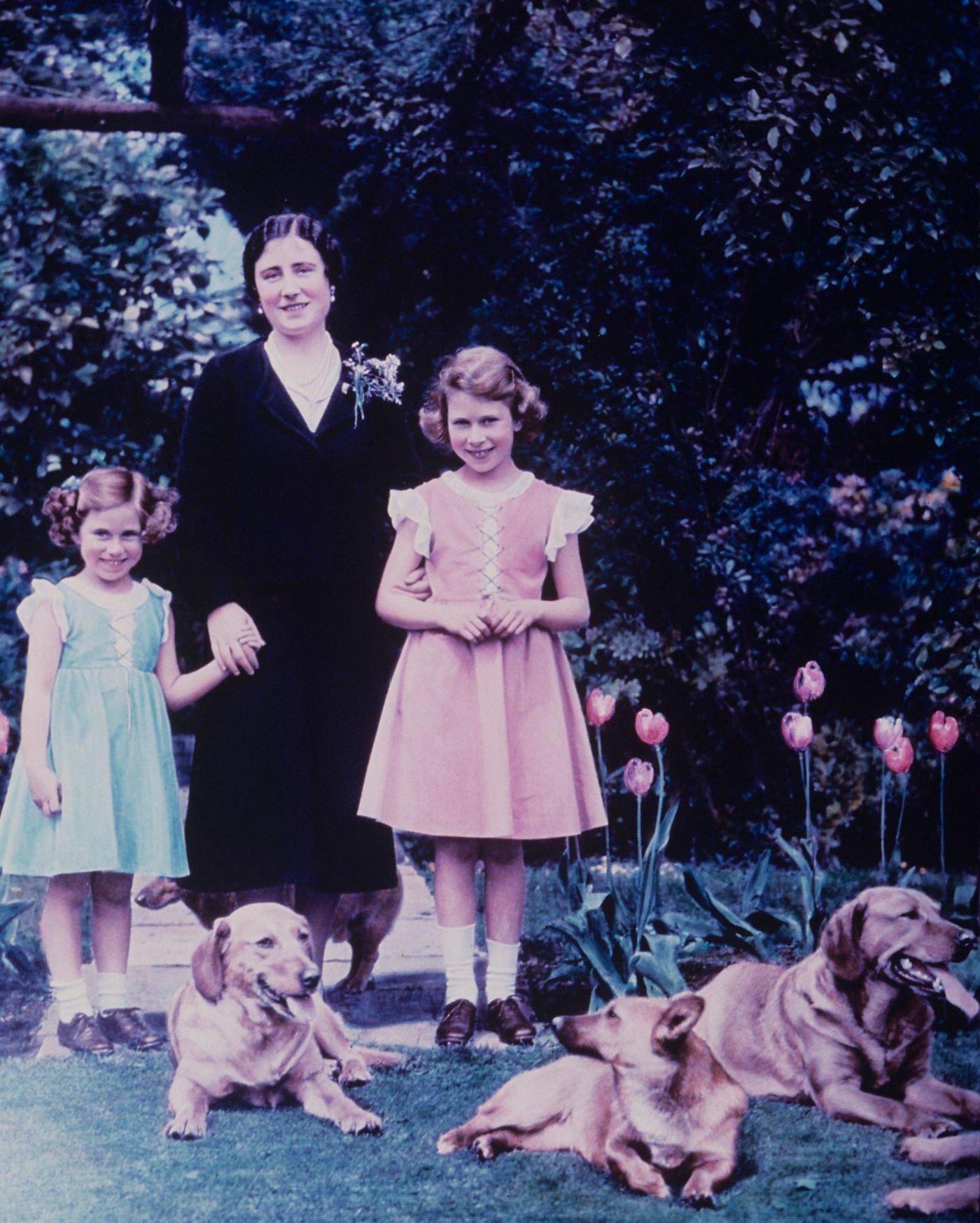 Princess Elizabeth and Princess Margaret with their parents, 1939.