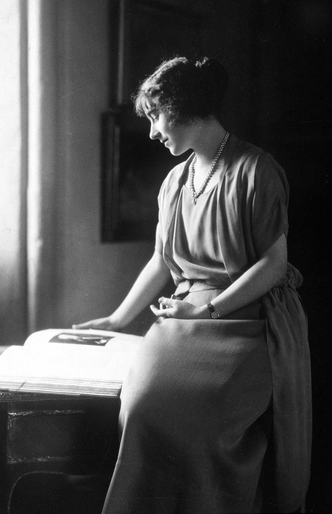 Queen Elizabeth, the Queen Mother as Lady Elizabeth Bowes Lyon, 1922