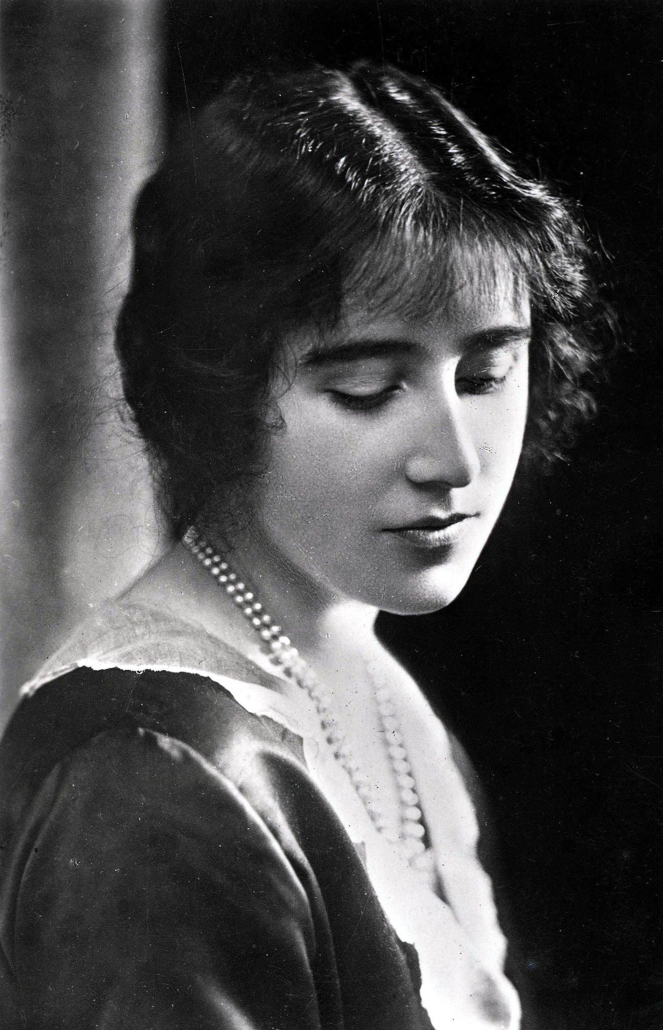 Young Queen Mother as Lady Elizabeth Bowes Lyon, January 1923