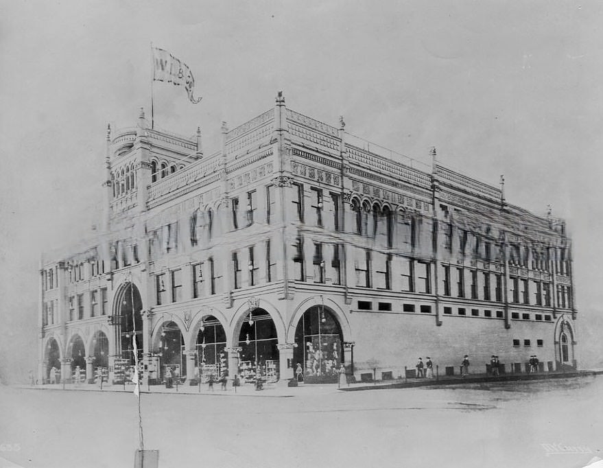 Weinstock Lubin Department Store at 4th and K Streets in 1891.