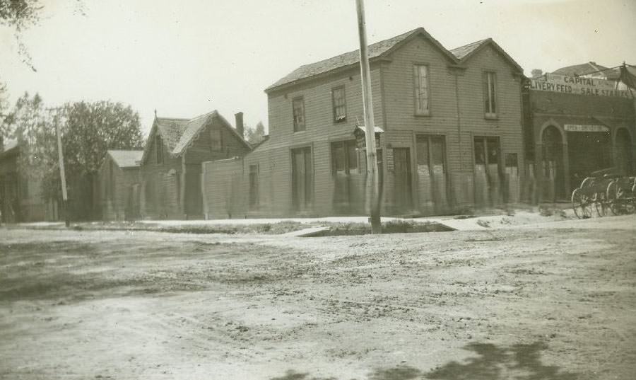 Sacramento street scene,1892