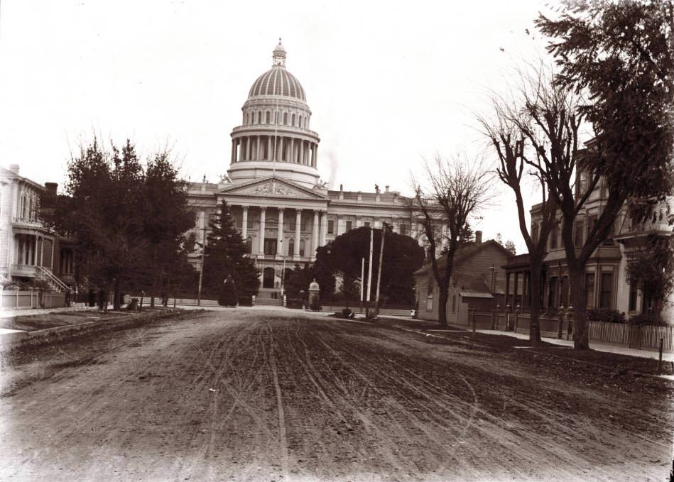 State capitol, Sacramento, 1898