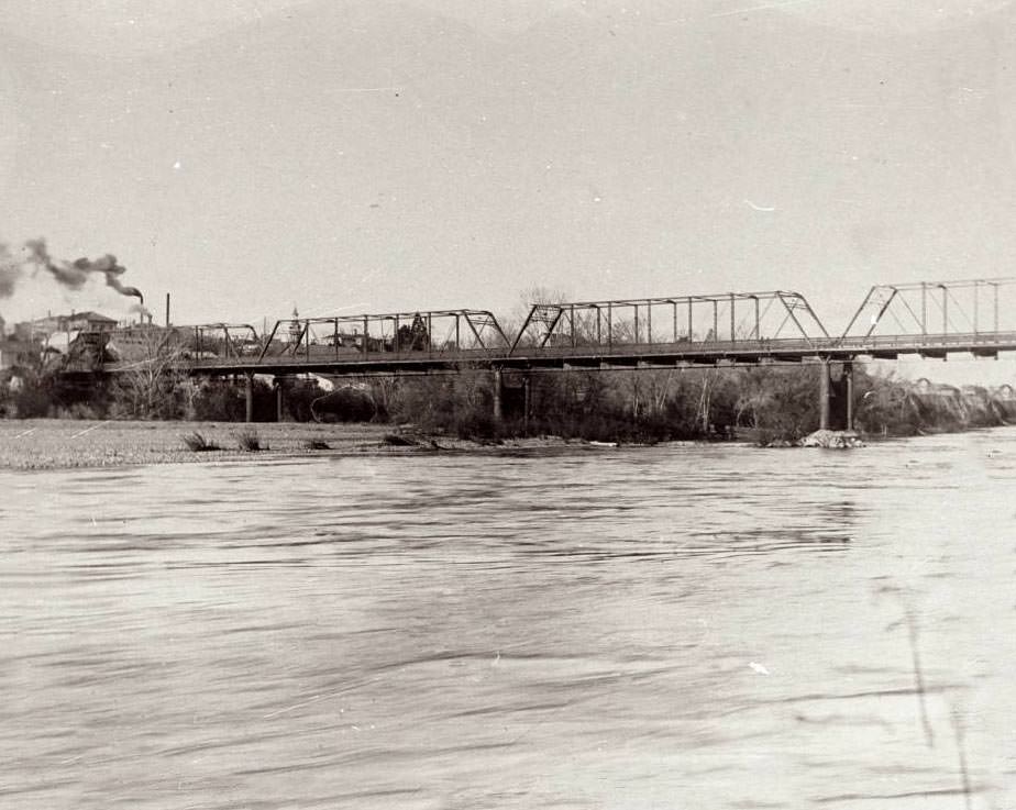 Steel Bridge across Sacramento River, 1890