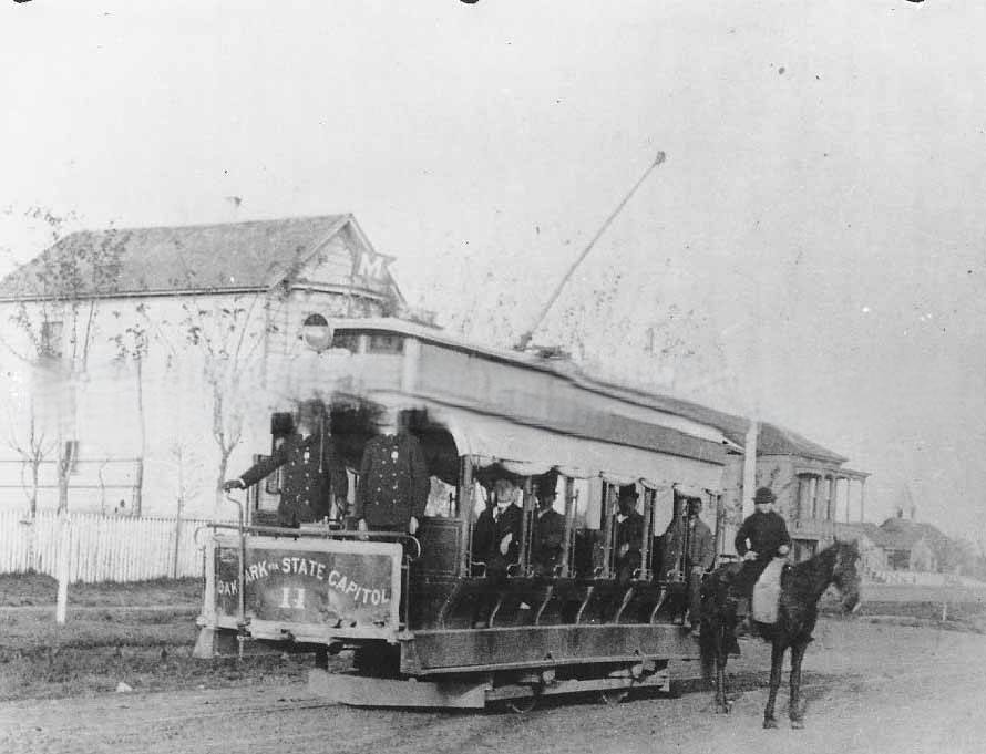 Electric street car number 11 the Oak Park via State Capitol line, 1891