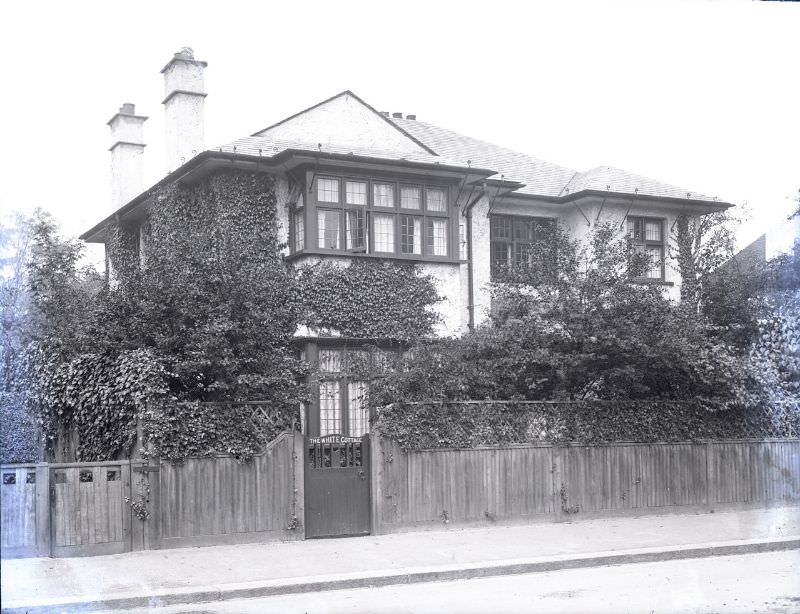 The White Cottage, Sutton, 1911
