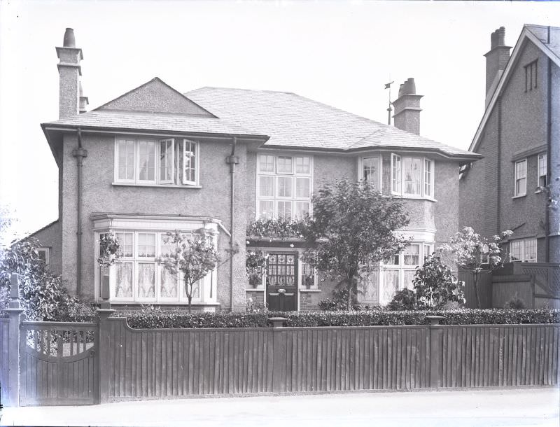 Unknown house, Sutton, 1911