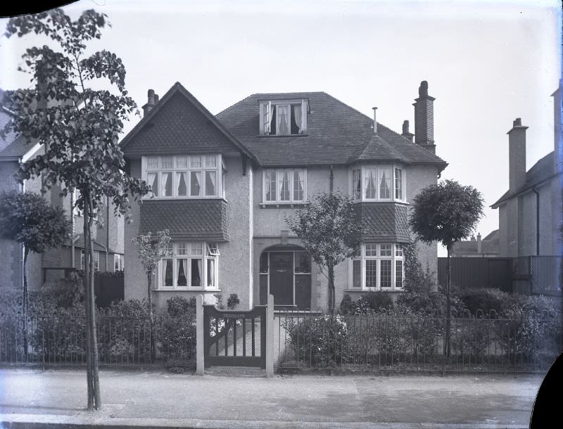 Marlow, Camborne Road, Sutton, 1911