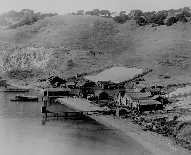 This photograph from 1889 shows a fishing camp set up by some Chinese settlers of the American frontier in Point San Pedro, California.