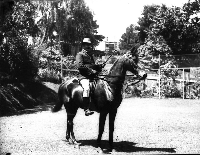 Portrait of a man mounted on a horse