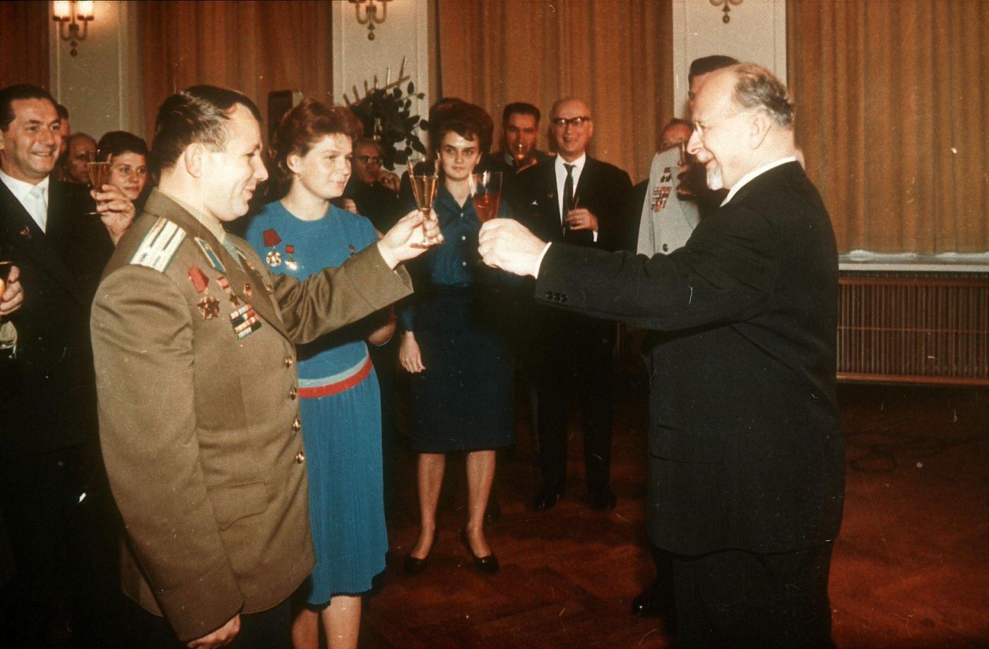 Walter Ulbricht, First Secretary of the Central Committee of the Socialist Unity Party of Germany, clinks glasses with Yuri Gagarin and Valentina Tereshkova (cosmonauts) during a reception, 1963.