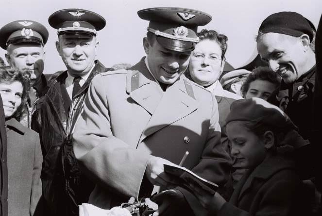 The First Man in Space: Life Story and Photos of Yuri Gagarin