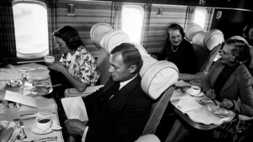 Air Travel 1940s