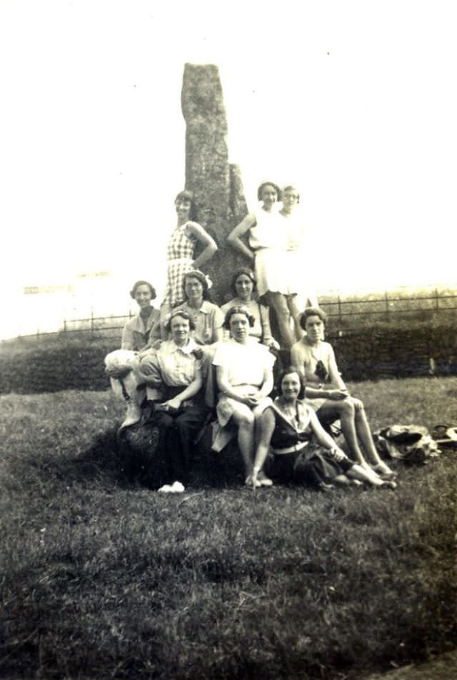 Reviving the Glamour: Vintage Found Photos of Cornwall's Dancing Girls in the 1930s