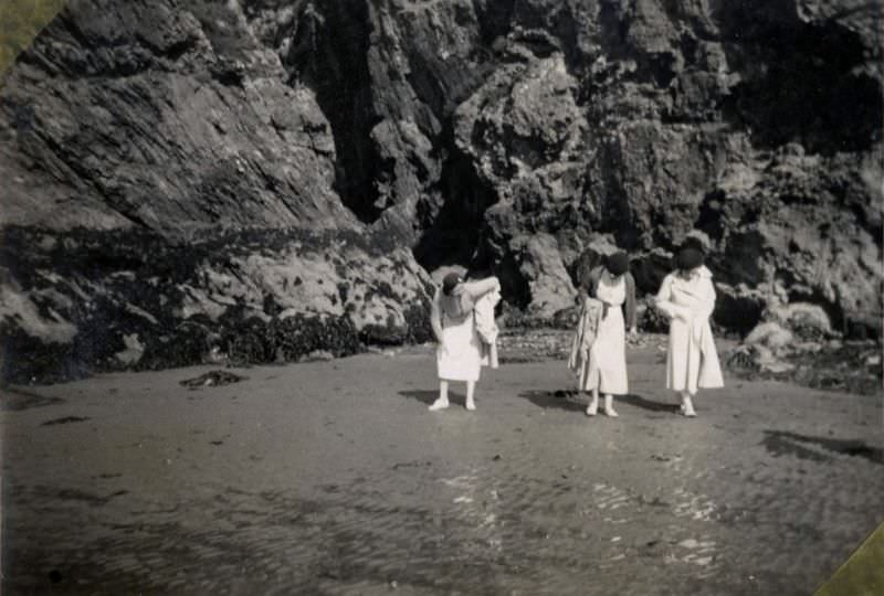 Reviving the Glamour: Vintage Found Photos of Cornwall's Dancing Girls in the 1930s