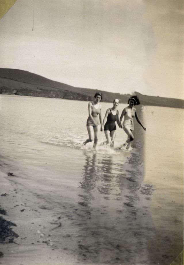 Reviving the Glamour: Vintage Found Photos of Cornwall's Dancing Girls in the 1930s