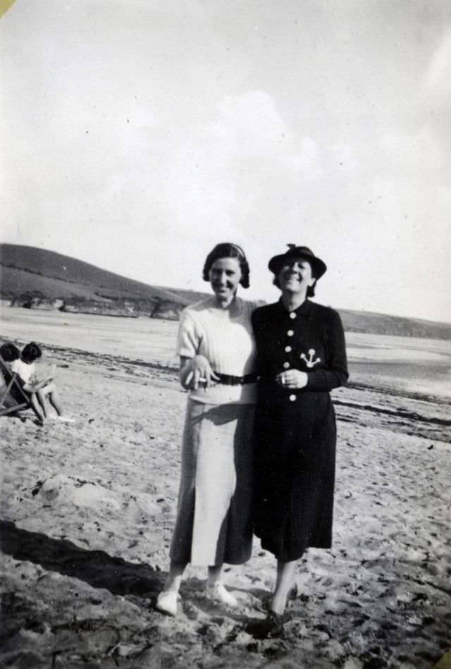 Reviving the Glamour: Vintage Found Photos of Cornwall's Dancing Girls in the 1930s