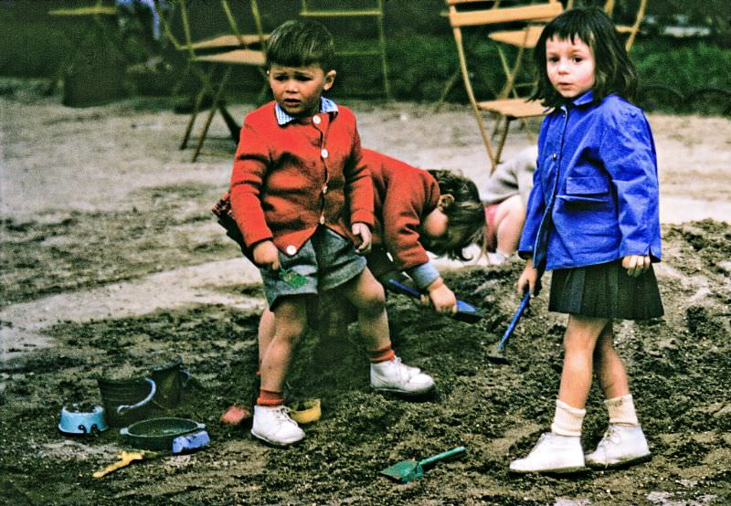 Children playing, Paris.