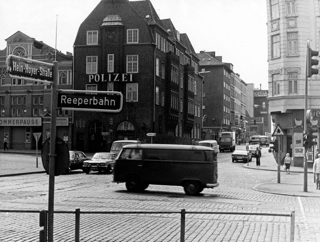 Hein Hoyer street and Reeperbahn with Davidwache police department at Hamburg, Germany in the 1970s.