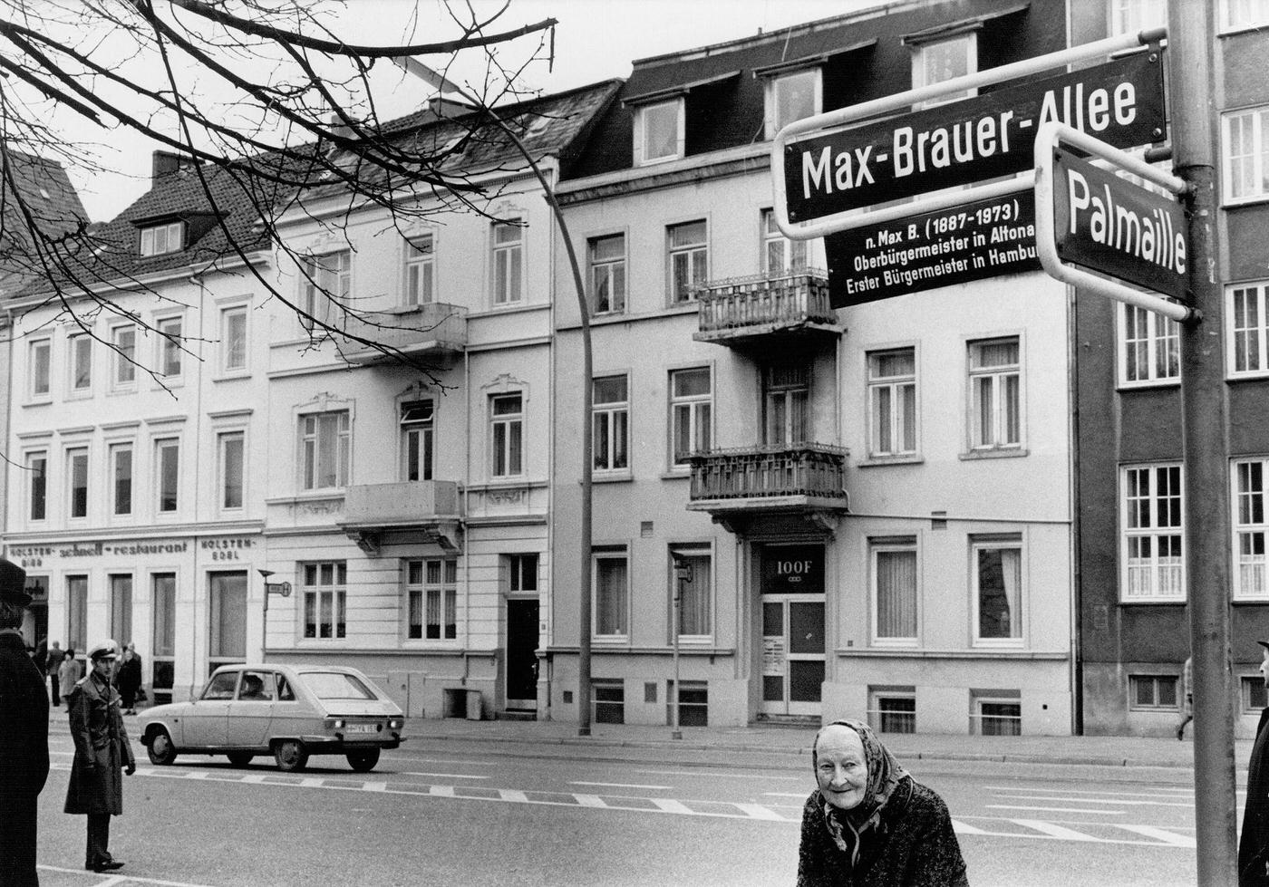 Hamburg, Germany: Renaming of the Altona avenue to Max-Brauer-Allee.