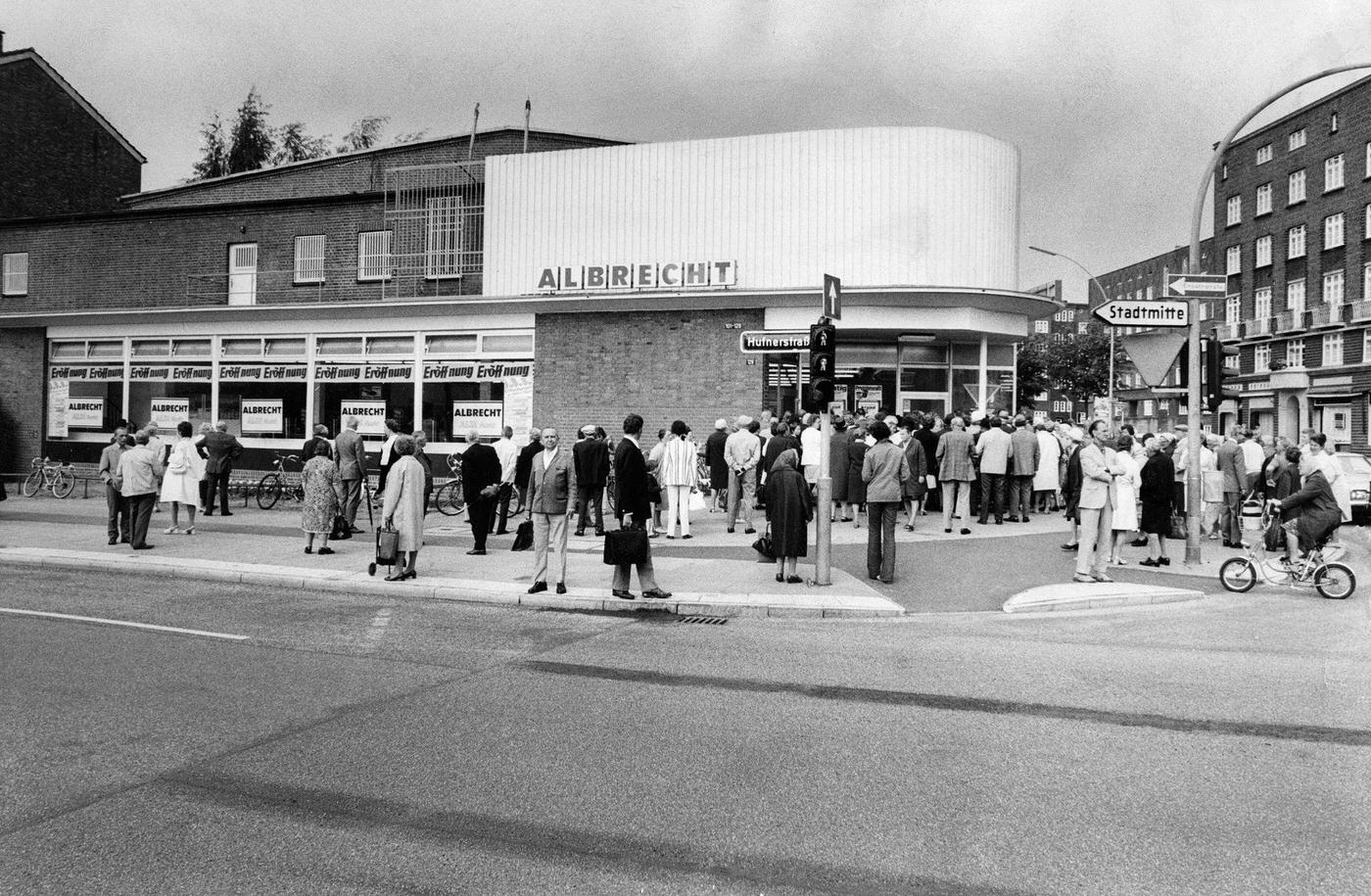 Opening of an Aldi supermarket in Hamburg Barmbek, Germany.