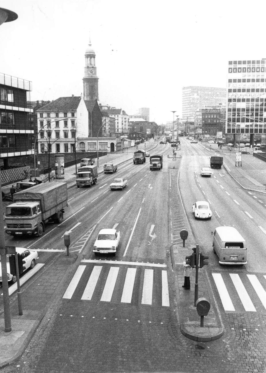 A view of Ludwig-Erhard-Strasse in Hamburg, Germany in 1970.