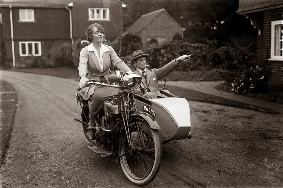 Madge saunders and her husband, british comic actor leslie henson, 1920.