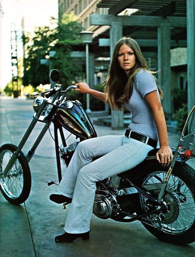 Vintage Photos of Women on Choppers: A Celebration of Passion and Drive