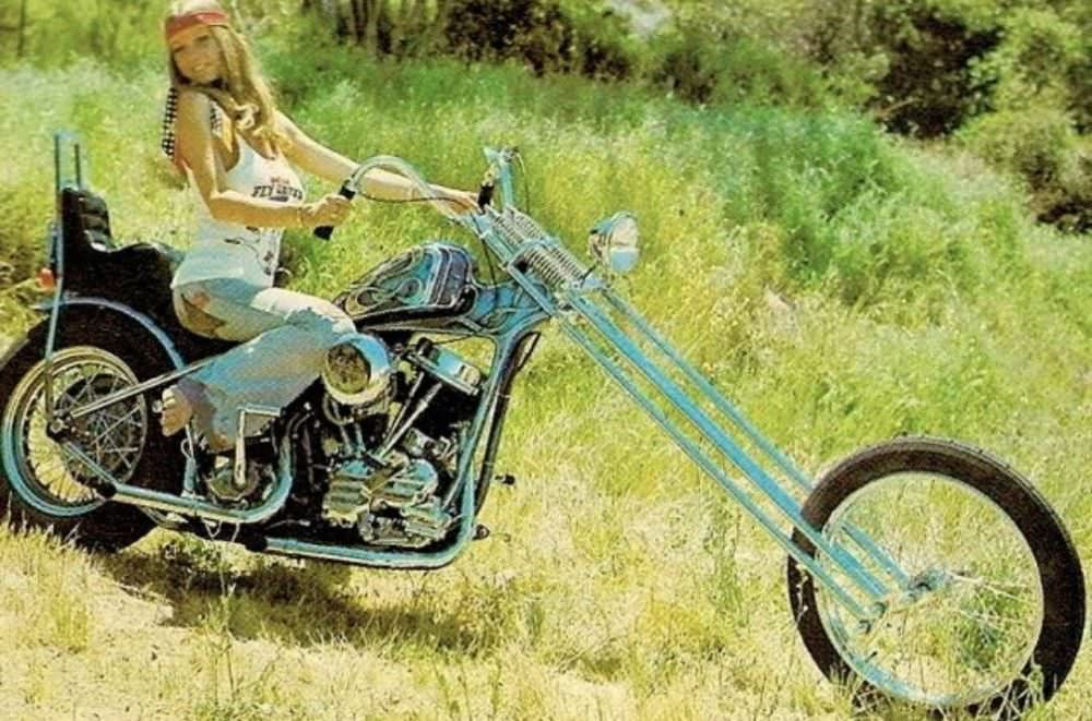 Vintage Photos of Women on Choppers: A Celebration of Passion and Drive