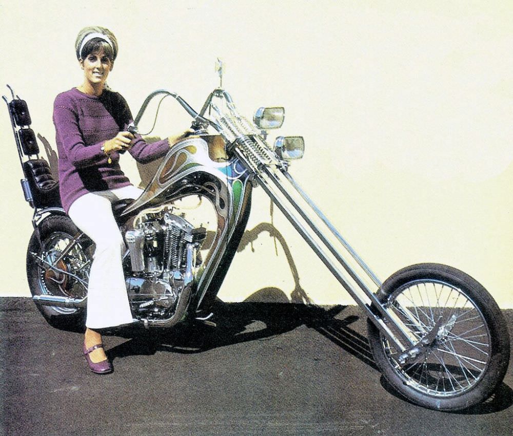 Vintage Photos of Women on Choppers: A Celebration of Passion and Drive